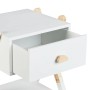 Weißer Kindernachttisch aus MDF mit offener Schublade und Wolkengriff aus Naturholz. Ideal fürs Kinderzimmer.