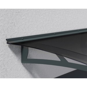 Graues Palram Canopia Aquila Vordach (17,5x302x91,5 cm) an einer Wand.