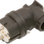 Schwarzer Gummi Schutzkontakt-Winkelstecker mit Knickschutz und 90° Winkel.