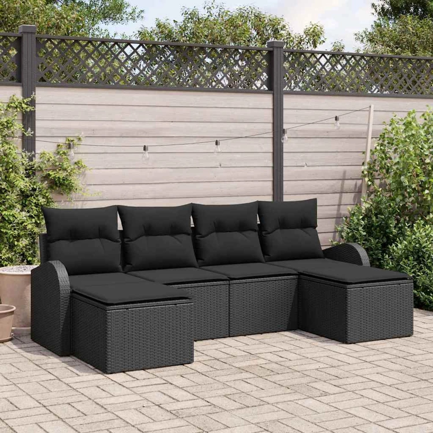 Schwarzes 6-tlg. vidaXL Garten-Sofa-Set aus Poly Rattan mit Kissen für Garten oder Terrasse.