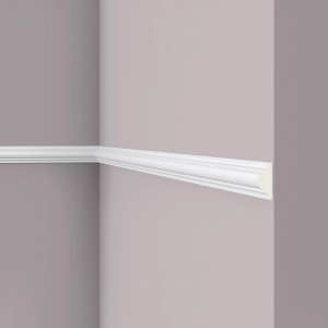 Weiße NOEL & MARQUET Z10 ARSTYL Wand- und Friesleiste aus Polyurethan an einer Wand.