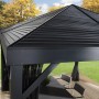 Anthrazitfarbener Sojag Pavillon South Beach 12x12 mit Spitzdach und Moskitonetzen.