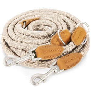 Beige Rudelkönig Hundeleine Emma aus Kletterseil mit Lederdetails, verstellbar auf 230 cm.
