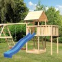 Karibu Spielturm Lotti mit Doppelschaukel, Klettergerüst, Rutsche blau im Garten.