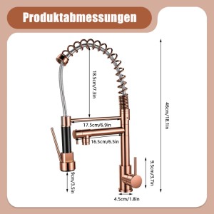 Küchenarmatur aus Messing mit hohem Bogen und Ausziehbrause. Maße: Höhe 46 cm.