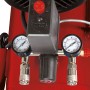 Detailaufnahme: Einhell Kompressor TC-AC 420/50/10 V mit Manometer und Druckminderer.