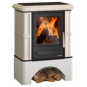 Justus Kaminofen Bavaria Ahorn Weiß mit Sockel, 7 kW, Kachelofen mit Holzfach.