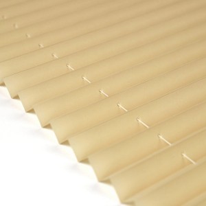 Detailaufnahme: Beige Deco-Raum Plissee Basic 80x150cm, blickdicht, ohne Bohren.