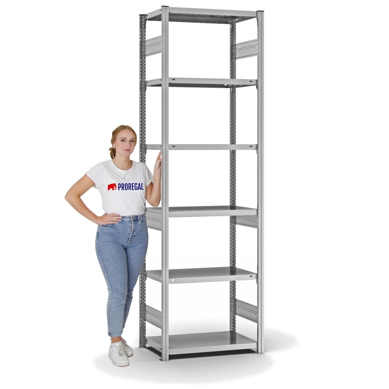 PROREGAL Fachbodenregal, Stecksystem, 6 Ebenen, verzinkt, mit Frau als Größenvergleich.