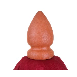 Detailaufnahme: Holzspitze des MCW Gastronomie Sonnenschirms, bordeauxroter Stoff sichtbar.