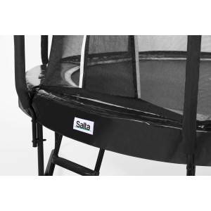Detailaufnahme: Schwarzes Salta Trampolin First Class ø 251 cm mit Sicherheitsnetz und Leiter.