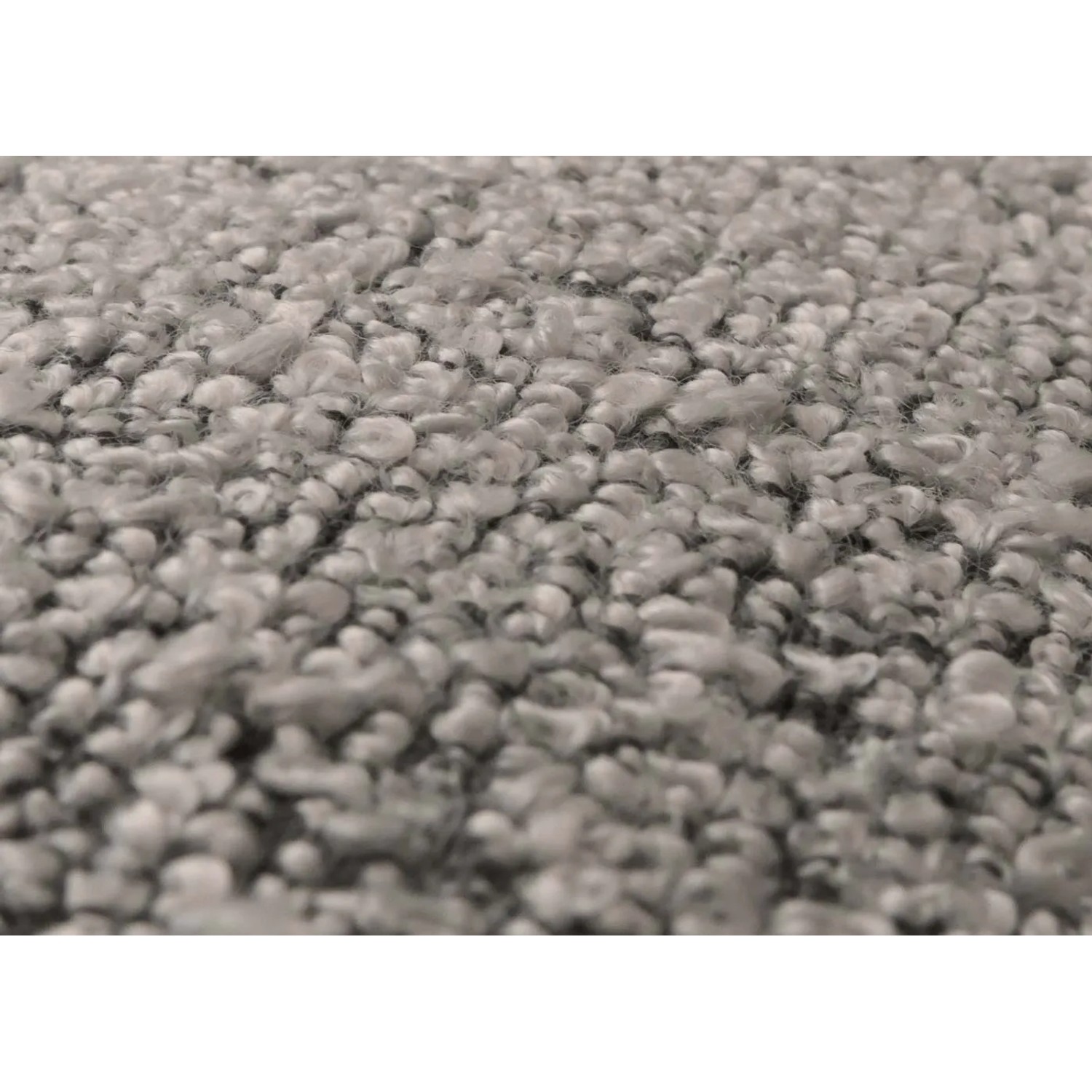 Detailaufnahme des hellgrauen Bouclé-Stoffbezugs vom MCW Esszimmerstuhl G66.