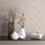 Beige Vliestapete mit Fischgrätenmuster Botanica von Marburg für Wohnraumgestaltung.