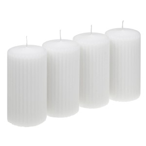 4er-Pack weiße Steinhart Rillen-Stumpenkerzen, Ø 5,7 cm x 11 cm, für stimmungsvolle Beleuchtung.