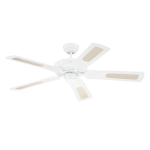 Weißer WESTINGHOUSE Deckenventilator Monarch, 122 cm, mit Rattaneinlage und Zugkette.