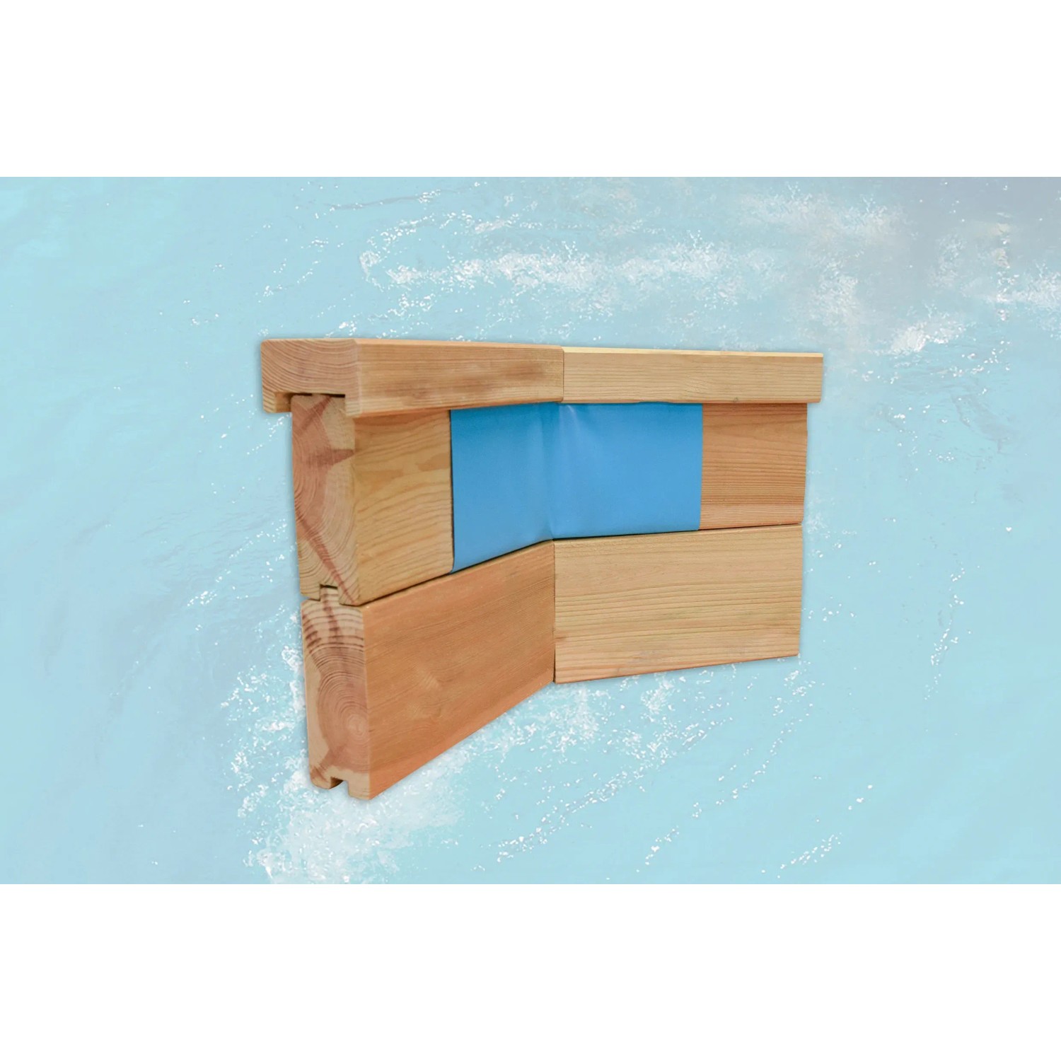 Detailansicht Weka Massivholzpool, kesseldruckimprägniertes Holz mit blauer Folie.
