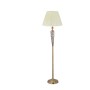 Vintage Stehlampe mit elfenbeinweißem Falten-Stoffschirm und antikem Messing-Eisenfuß.