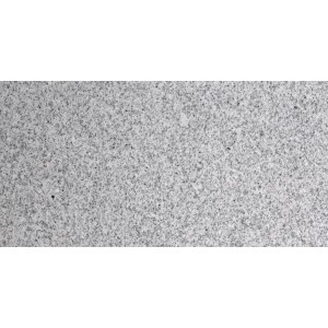 Graue Natursteinfliese aus Granit, geflammt und gebürstet, 30,5x61 cm.