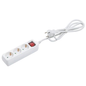 Weiße 3-fach Steckdosenleiste mit Schalter und 1,4m Kabel für den Innenbereich.