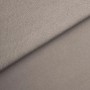 Nahaufnahme eines sandfarbenen Beautissu Amelie Thermo-Vorhangs mit Fleece-Schicht. Zeigt die weiche, verdunkelnde Stofftextur.