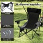 Schwarzer faltbarer Costway Campingstuhl mit Kopfstütze, Getränkehalter auf Gras. Metallrahmen, Oxford- und atmungsaktives Mesh-Gewebe.