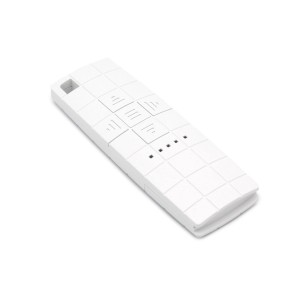 Weiße Avosdim 5-Kanal Fernbedienung zur Rollladensteuerung.