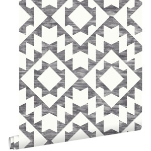 ESTAhome Vliestapete mit grafischem Aztec-Muster in Schwarz und Weiß.
