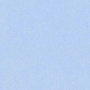 Einfarbige, hellblaue Vliestapete für Kinderzimmer.