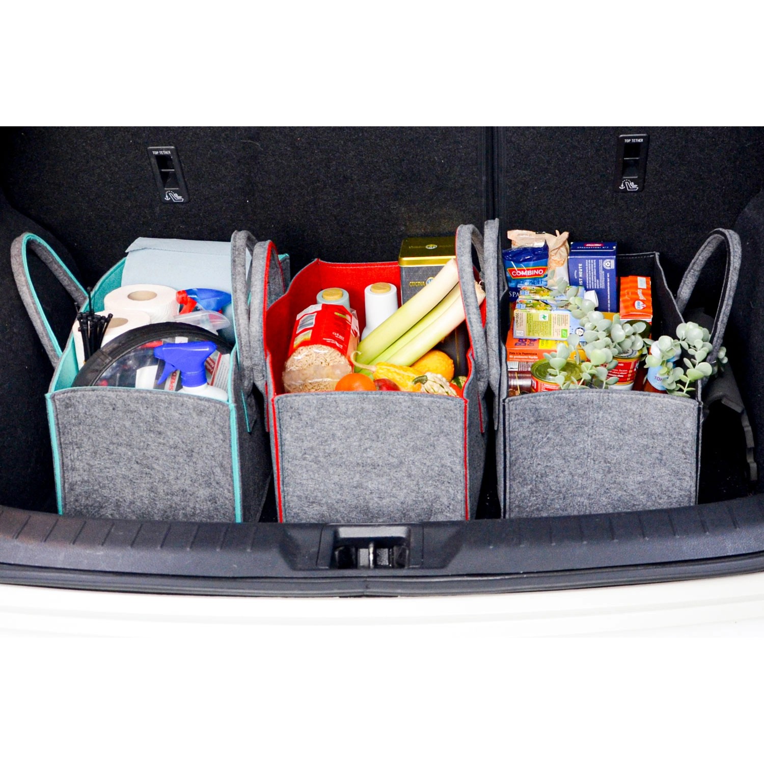 DuneDesign 2er Set Filztaschen in Grau und Schwarz, als Aufbewahrungsboxen im Kofferraum.