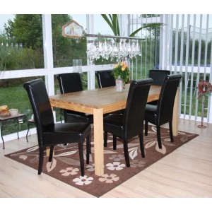 6er-Set: Schwarze MCW Esszimmerstühle Lecce II mit dunklen Beinen am Esstisch.