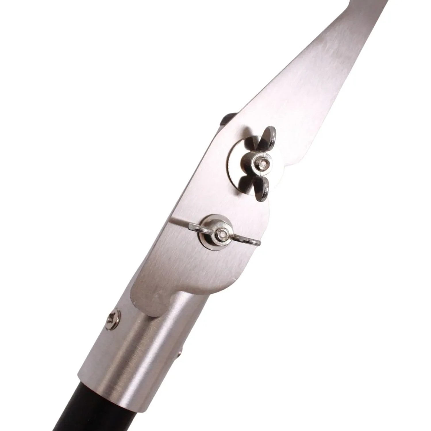 Scharfe Edelstahlklinge des Galaflor Fugenkratzers mit Aluminiumstiel. Detailansicht der robusten Befestigung.