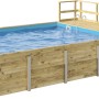 Rechteckiger Weka Holzpool mit Sonnendeck, Leiter und blauer Innenfolie.
