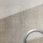 WALLFACE Paneel in Silber-Grau mit Leguanleder-Optik für Wandgestaltung.