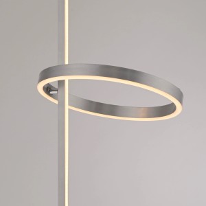 Moderne Just Light Stehleuchte Ritus aus Stahl mit Ring- und Stabelement.