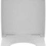 Weißer Ideal Standard WC-Sitz i.life A mit Softclosing-Funktion.