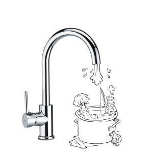 Chrom Küchenarmatur KI-1830 von baliv mit hohem, gebogenem Auslauf und Kaltstart-Funktion.