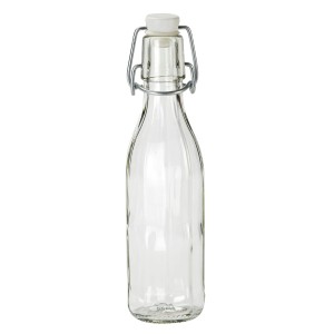 Leere Glasflasche mit Bügelverschluss, 1 Liter, für Lebensmittelaufbewahrung.