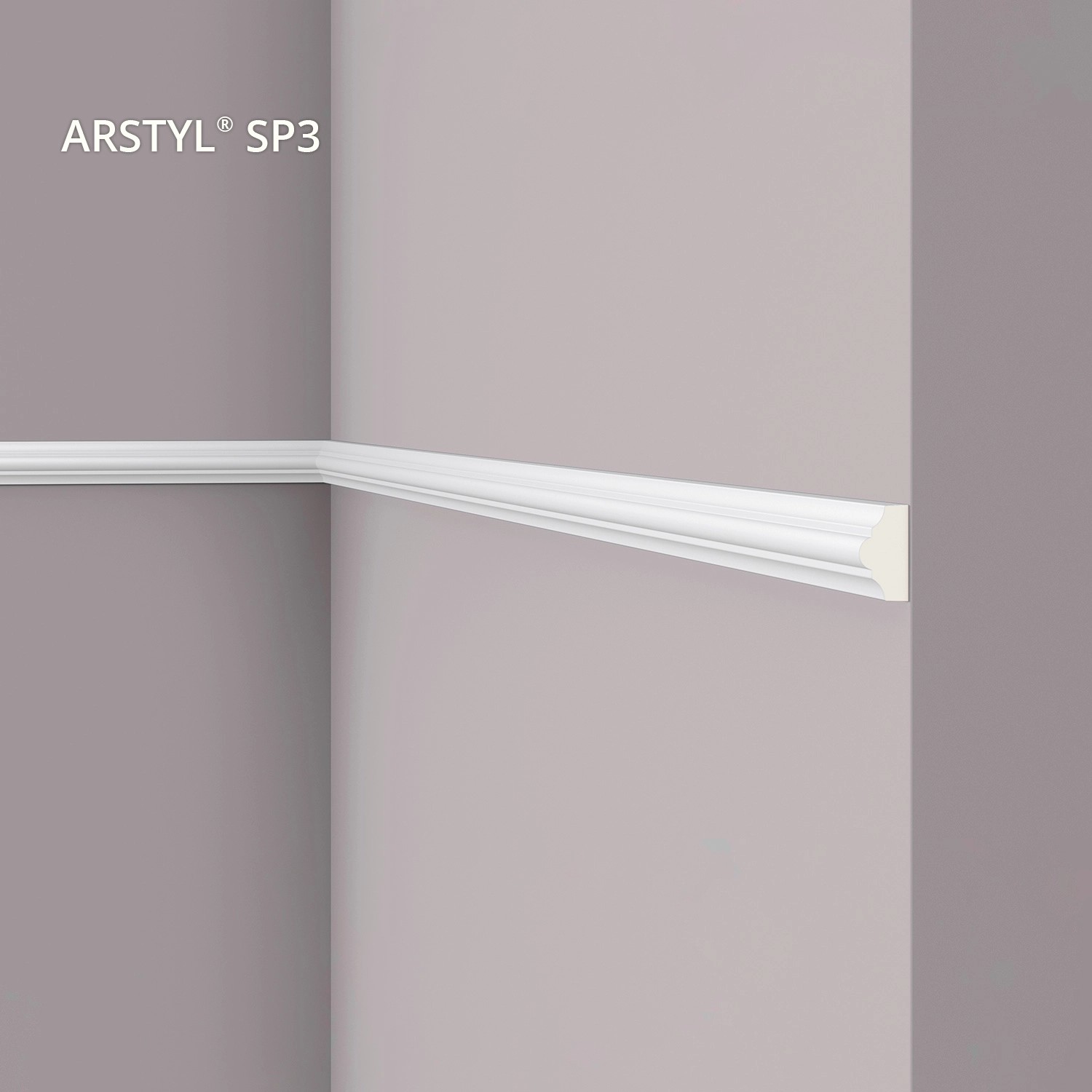Weiße NOEL & MARQUET Wandleiste SP3 ARSTYL an grauer Wand.