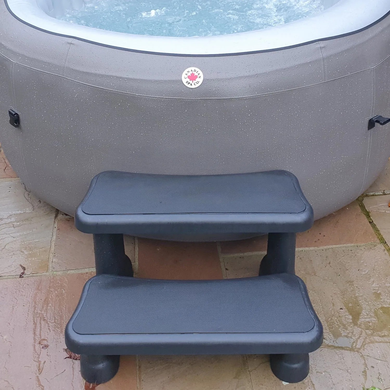 Canadian Spa Treppe, Universal-Stufe für Whirlpool, 90x60x40cm, aus Polypropylen.