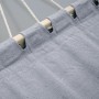 Detailansicht der AMANKA Stabhängematte in Lila-Grau, Stoff und Holzstab