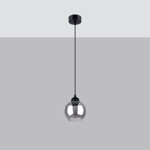 Schwarze Sollux Lighting Hängeleuchte ALino 1 mit rundem Glasschirm. Moderne Pendelleuchte für Wohnzimmer und Esszimmer.