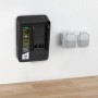 Kärcher Schnellladegerät Battery Power 18V an Wand montiert.