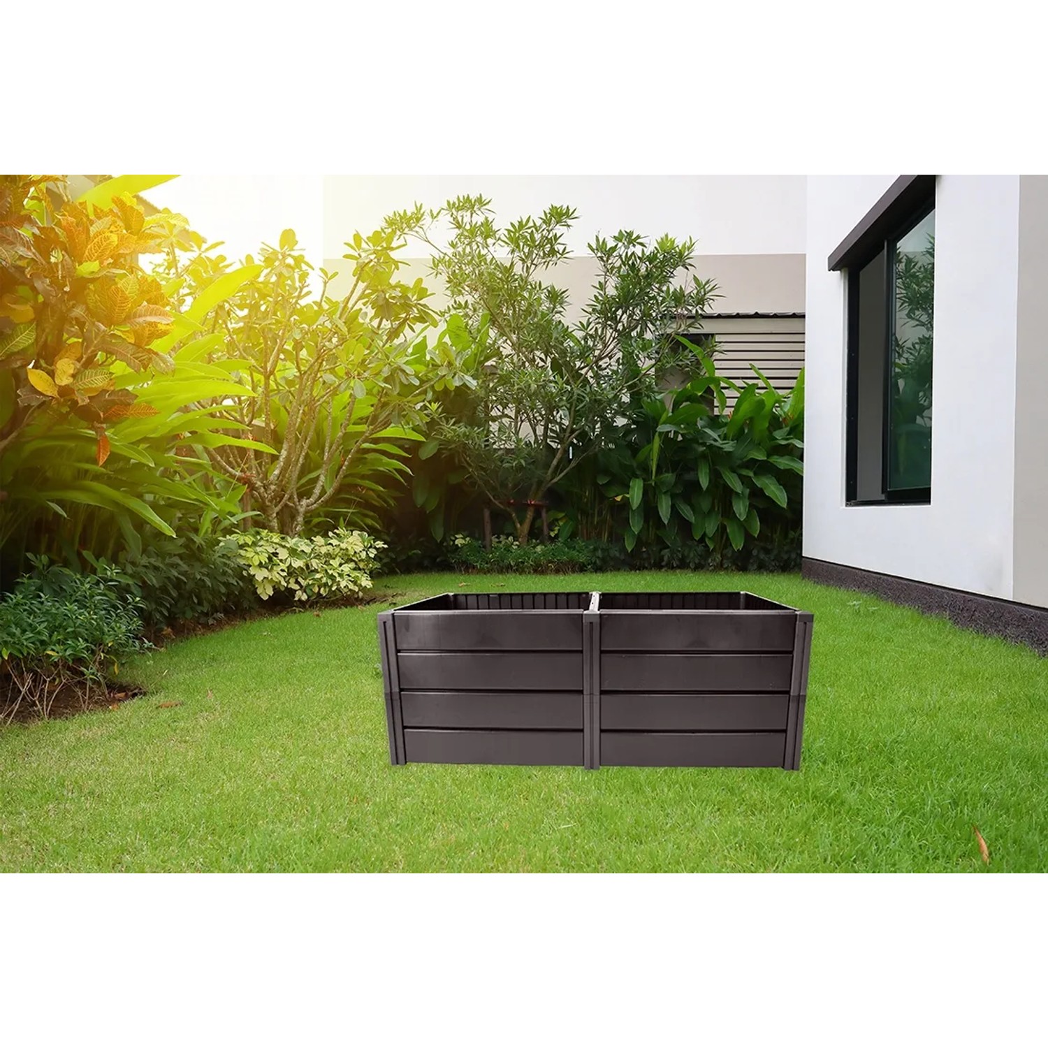 KHW Hochbeet Demeter XL, anthrazitfarbenes Kunststoff-Hochbeet im Garten.