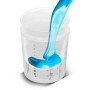 STAHLWERK Mischbecher 650 ml aus Kunststoff mit Skala, blaue Farbe wird eingefüllt. Perfekt für Lackierpistolen Zubehör.