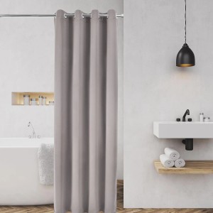 Bomoe Neptun Duschstange, chrom, L 140-260cm mit Duschvorhang im Badezimmer.