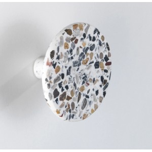Wandhaken Melle Terrazzo von Wenko, rund, mehrfarbig, aus Polyresin.