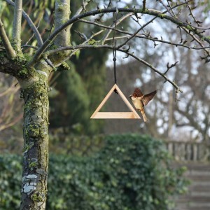 Relaxdays Vogelhaus Tannenholz Natur zum Aufhängen 16 x 23,5 x 12 cm 300 g