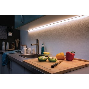 Paulmann MaxLED LED-Strip Basis-Set in Küche, kaltweißes Licht.