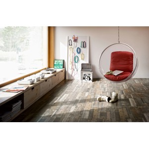 Verlegtes Parador Trendtime 1 Laminat Globetrotter Urban Nature in Wohnraum-Szene.