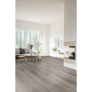 Heller Wohnraum mit World of Dryback Klebe-Vinylboden St. Louis Oak Breitdiele City.